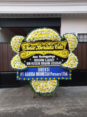 Papan Bunga Duka di Kelam Tengah